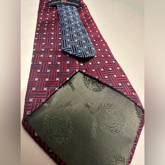 Tommy Hilfiger Two Tone Tie - Picture 4 of 9